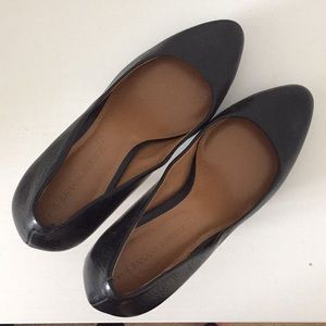 Banana Republic Black Leather Pumps